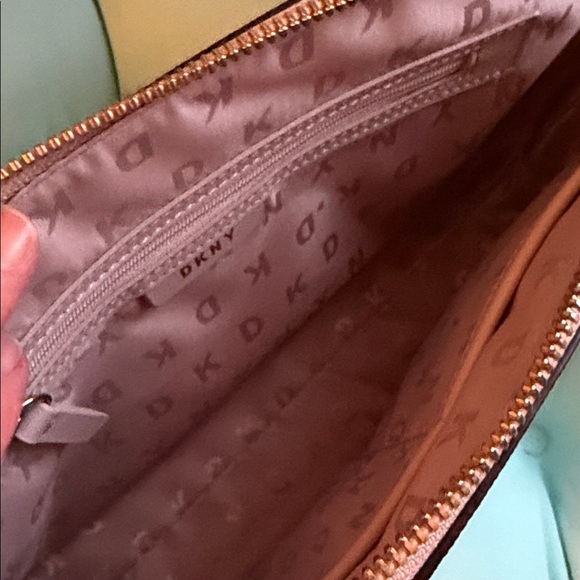 DKNY Tan & Pink Floral Crossbody Bag - Picture 5 of 9